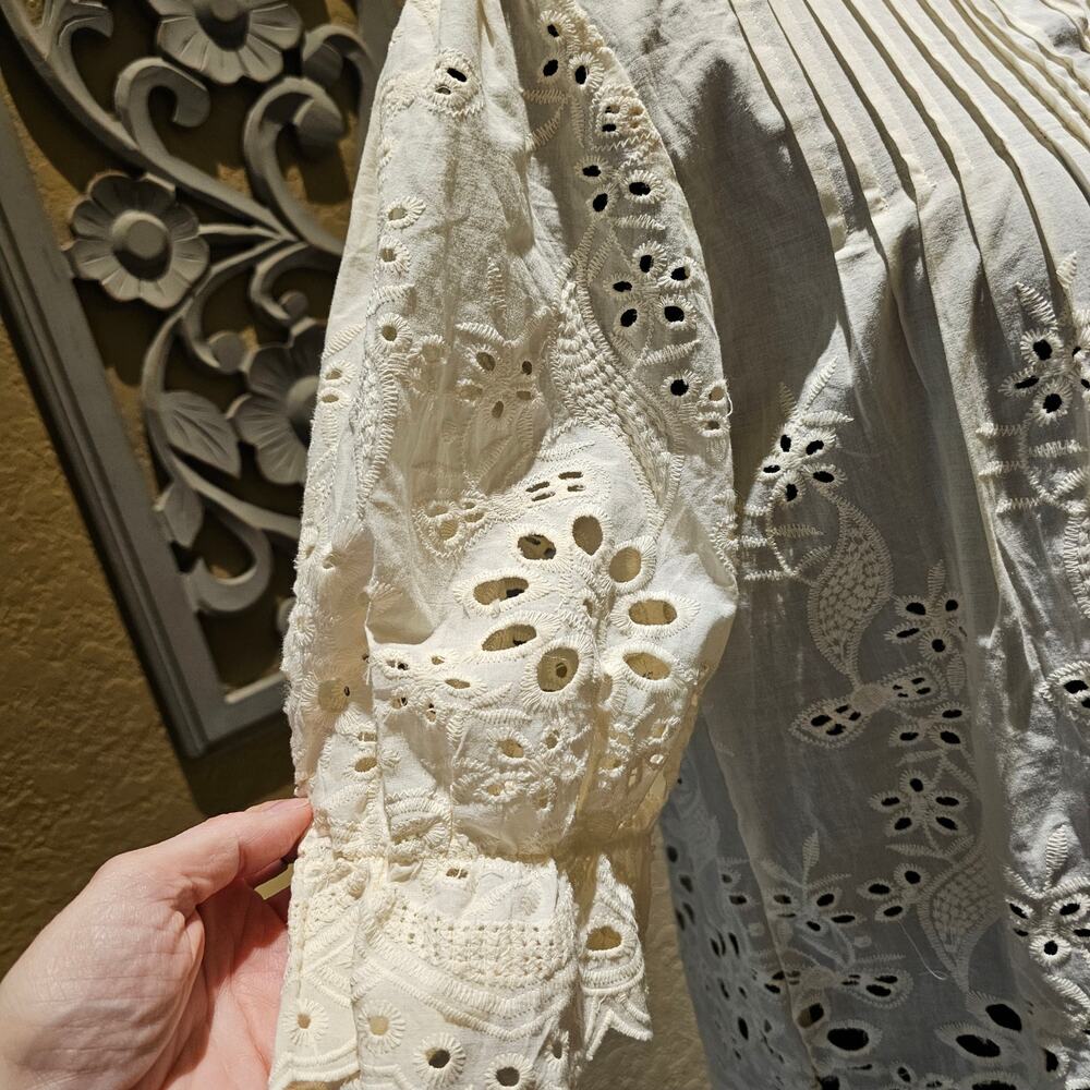 LIV Los Angeles M Boho Eyelet Peasant Top Cottagecore Western Coastal Twee Folk - Picture 5 of 10